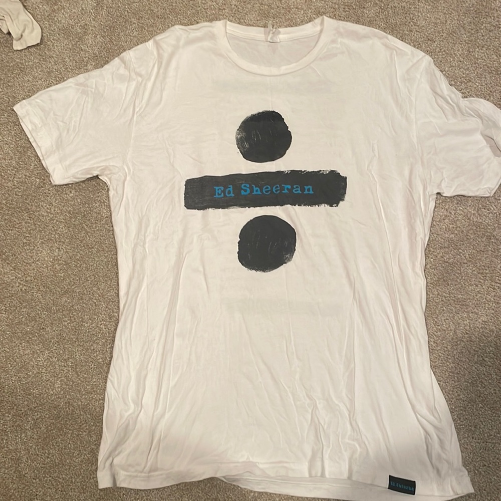 Divide Ed Sheeran T-shirt